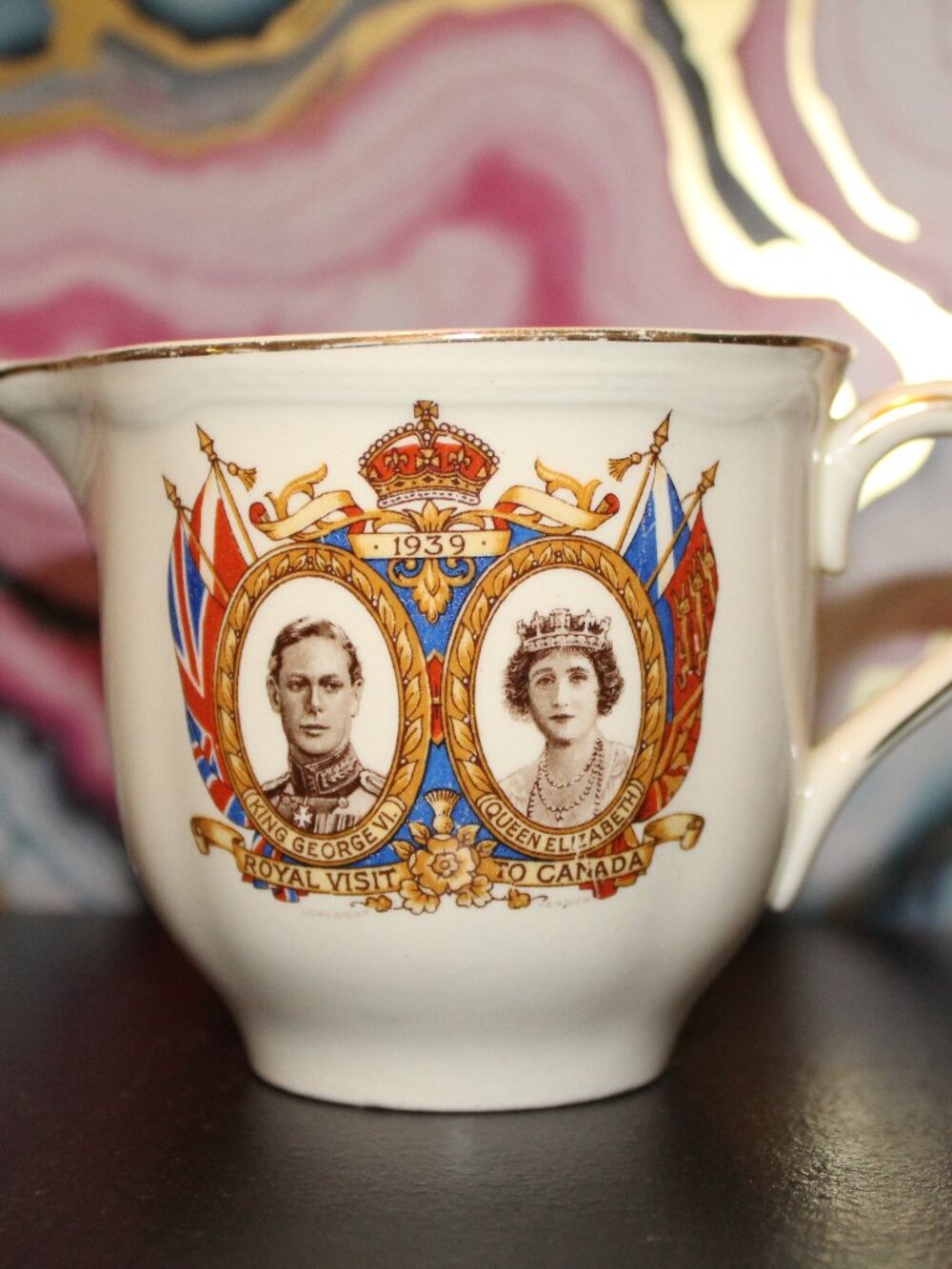 1939 Alfred Meakin Marigold ROYAL VISIT TO CANADA Elizabeth/George VI creamer 3"